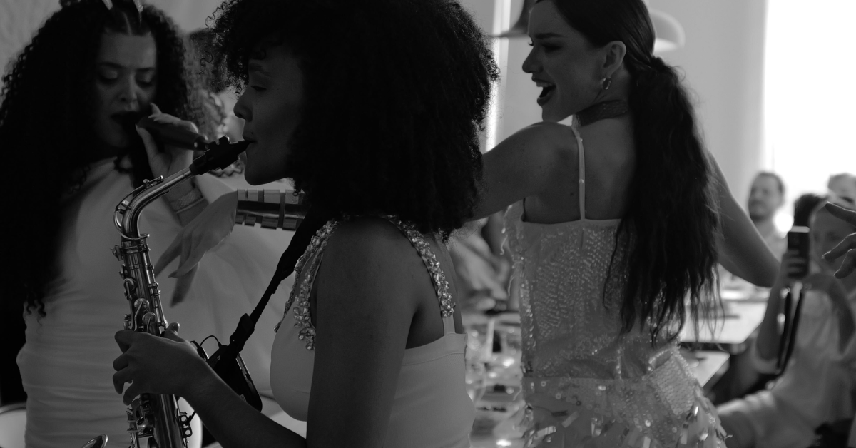 Sailor & Sip Brunch at SUR.Dubai