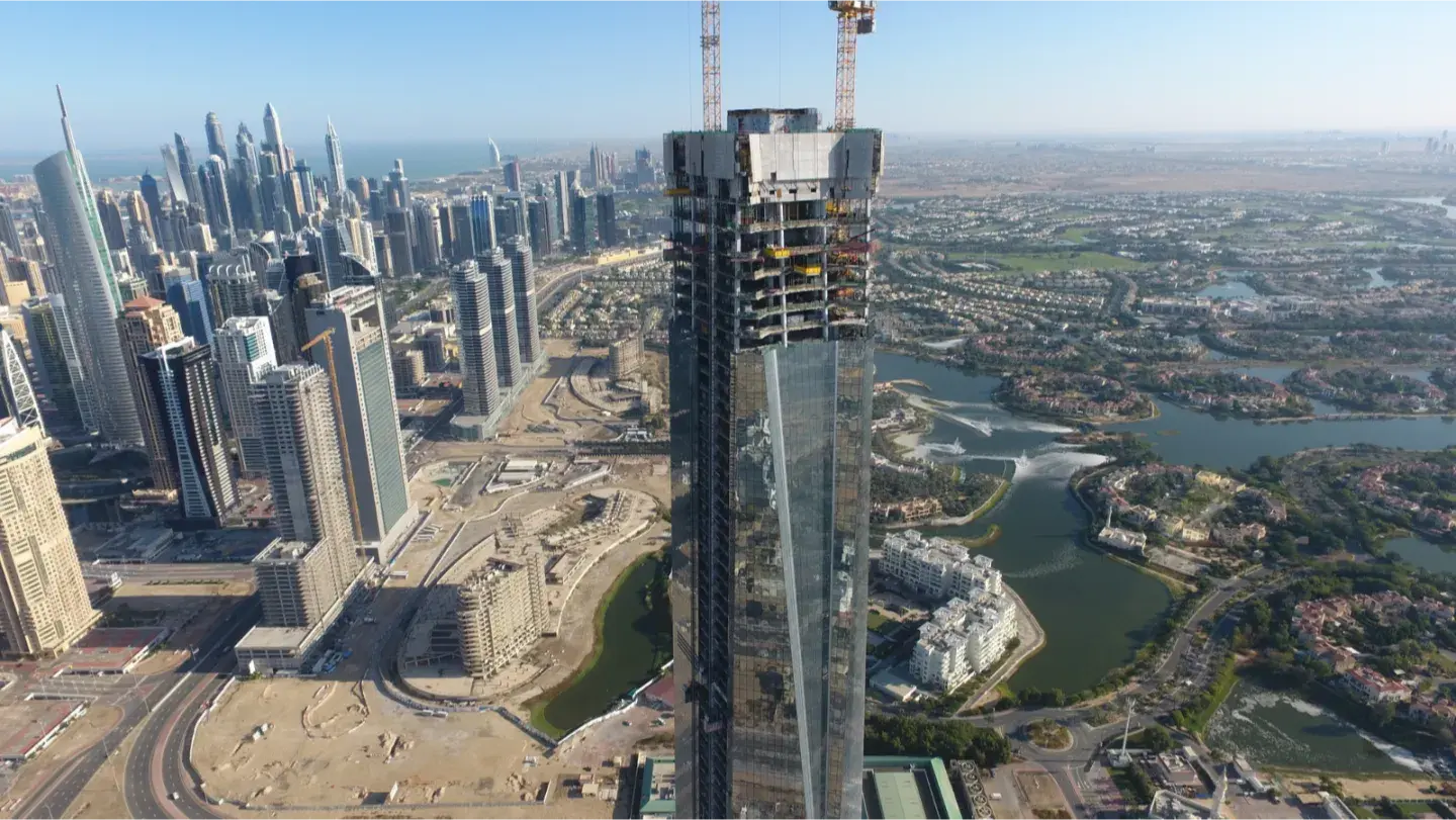 UPTOWN TOWER BY DMCC TOPS OUT AT 329 METRES